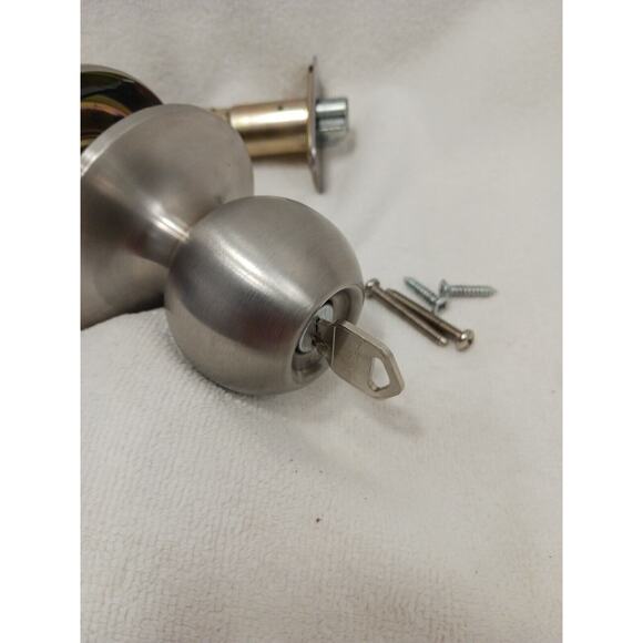 DEFIANT Door KNOB KEY Inside Bedroom Bathroom Turn BUTTON Silver SATIN Finish - Picture 4 of 10